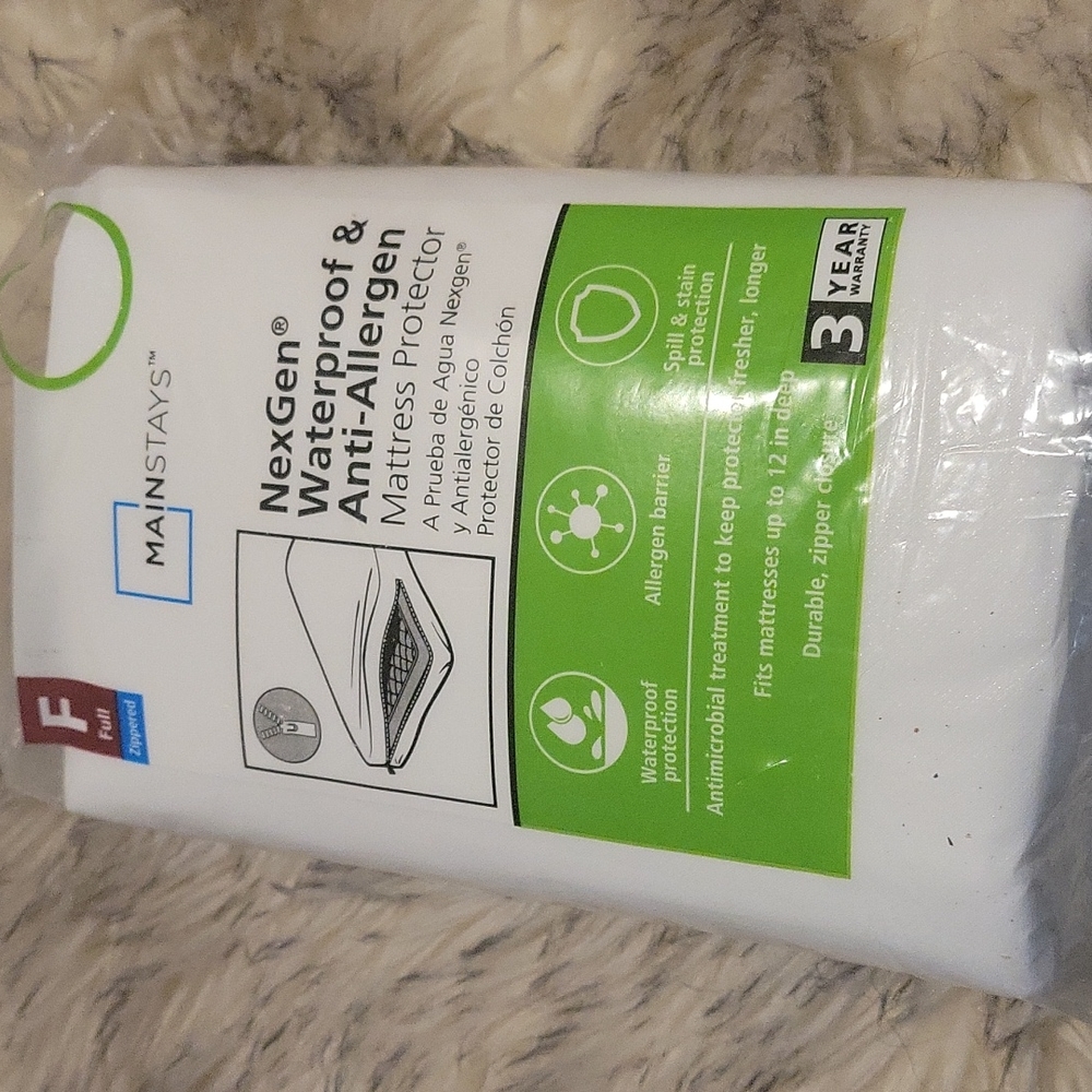 Mattress protector